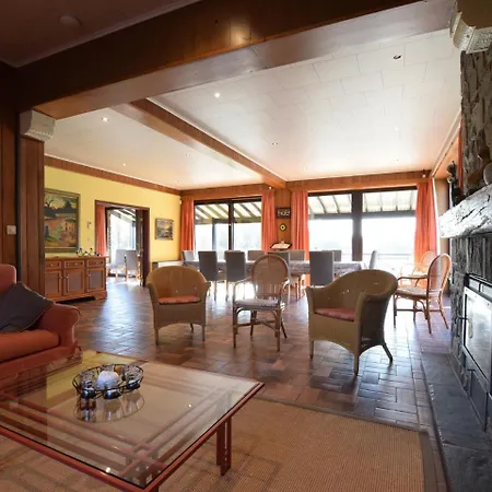 Holiday home Cozy Holiday Home In Bertogne With Ponds Nearby